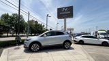 Used 2018 Buick Encore Essence image 4