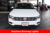 Used 2021 Volkswagen Tiguan SE image 3