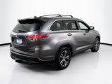 Used 2016 Toyota Highlander XLE image 5