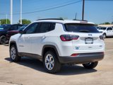 New 2025 Jeep Compass Latitude image 3