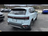 New 2025 Volkswagen Taos SE image 3