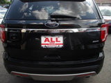 Used 2017 Ford Explorer XLT image 5
