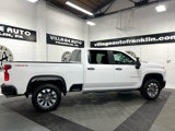 Used 2023 Chevrolet Silverado 2500 Custom w/ Custom Convenience Package image 3