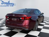 Used 2024 Nissan Altima 2.5 SV image 5