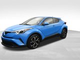 Used 2019 Toyota C-HR XLE image 4