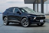 New 2025 Chevrolet Trax LT w/ Driver Confidence Package image 2