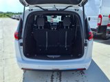 New 2025 Chrysler Pacifica Select image 5