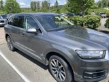 Used 2017 Audi Q7 3.0T Prestige image 2