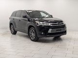 Used 2019 Toyota Highlander XLE image 2