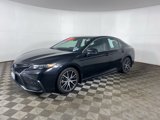 Used 2024 Toyota Camry SE image 4