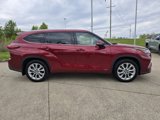 Used 2020 Toyota Highlander Limited image 4