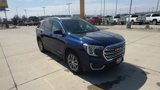Used 2022 GMC Terrain SLT image 2