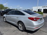 Used 2015 Hyundai Sonata SE w/ Option Group 09 image 3