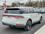 Used 2020 Lincoln Aviator Reserve w/ Equipment Group 202A image 6