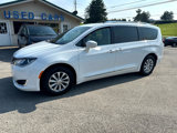 Used 2018 Chrysler Pacifica Touring-L image 3