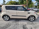 Used 2011 Kia Soul ! image 3