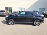 Used 2020 Ford Edge Titanium image 2
