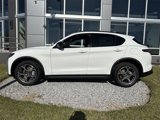 New 2025 Alfa Romeo Stelvio Sprint image 4