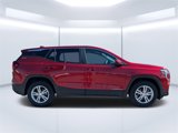 Used 2022 GMC Terrain SLE image 2