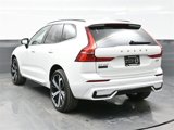Certified 2022 Volvo XC60 B5 R-Design image 5