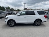 Certified 2023 Ford Expedition XLT image 5