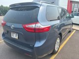 Used 2017 Toyota Sienna XLE image 4