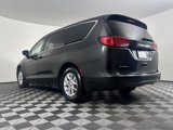 Used 2022 Chrysler Voyager LX image 6