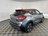 Used 2018 Nissan Kicks SR image 3
