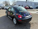 Used 2008 Volkswagen Beetle S image 3