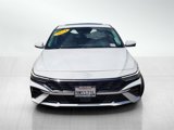 Used 2024 Hyundai Elantra Limited image 2