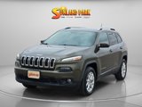 Used 2016 Jeep Cherokee Latitude image 2