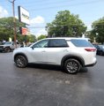 Used 2024 Nissan Pathfinder SV image 2