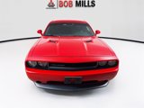 Used 2014 Dodge Challenger SXT image 2