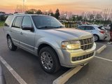 Used 2014 Lincoln Navigator 4WD image 3