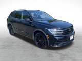 Used 2022 Volkswagen Tiguan SE R-Line image 3