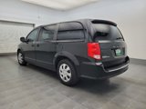 Used 2018 Dodge Grand Caravan SE w/ UConnect Hands-Free Group image 5