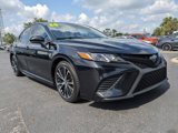 Used 2020 Toyota Camry SE image 2