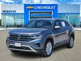 Used 2020 Volkswagen Atlas Cross Sport SE image 2
