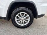 Used 2021 Jeep Grand Cherokee Laredo image 4