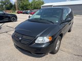 Used 2006 Dodge Caravan SXT w/ Popular Equipment Group I image 2