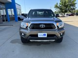 Used 2014 Toyota Tacoma 4x4 Access Cab V6 image 2