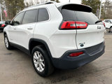 Used 2017 Jeep Cherokee Latitude w/ True North Edition image 5