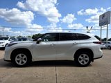 Used 2020 Toyota Highlander LE image 4