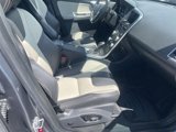 Used 2016 Volvo XC60 T6 w/ Proximity Package image 3