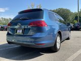 Used 2017 Volkswagen Golf S image 5