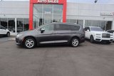Used 2020 Chrysler Pacifica Limited image 2