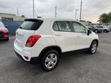 Used 2018 Chevrolet Trax LS image 2