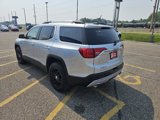 Used 2018 GMC Acadia SLT image 3