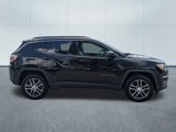 Used 2018 Jeep Compass Latitude w/ Popular Equipment Group image 4