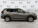 Used 2018 Nissan Rogue SV image 6